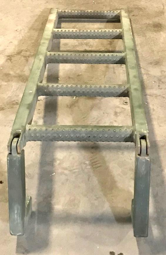 Boarding ladder van truck body lmtv fmtv